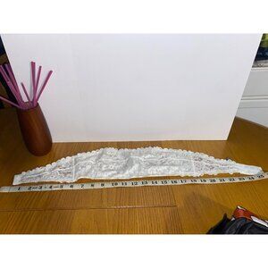 Aerie White Lace Strapless Bandeau Bra 32C Floral Pattern & Hook Closures NWOT